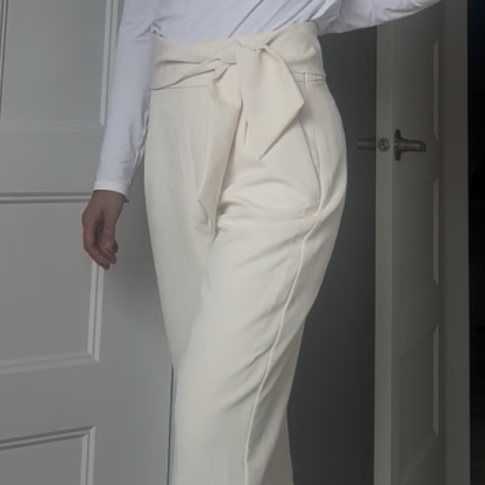 NWOT Dynamite Cream Trousers ~ Size 2